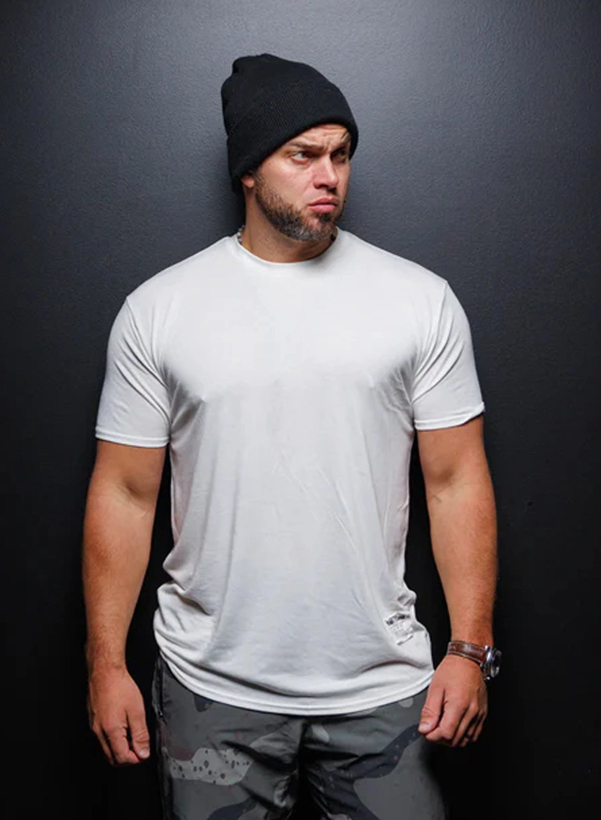ESSENTIAL WHITE TEE