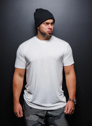 ESSENTIAL WHITE TEE