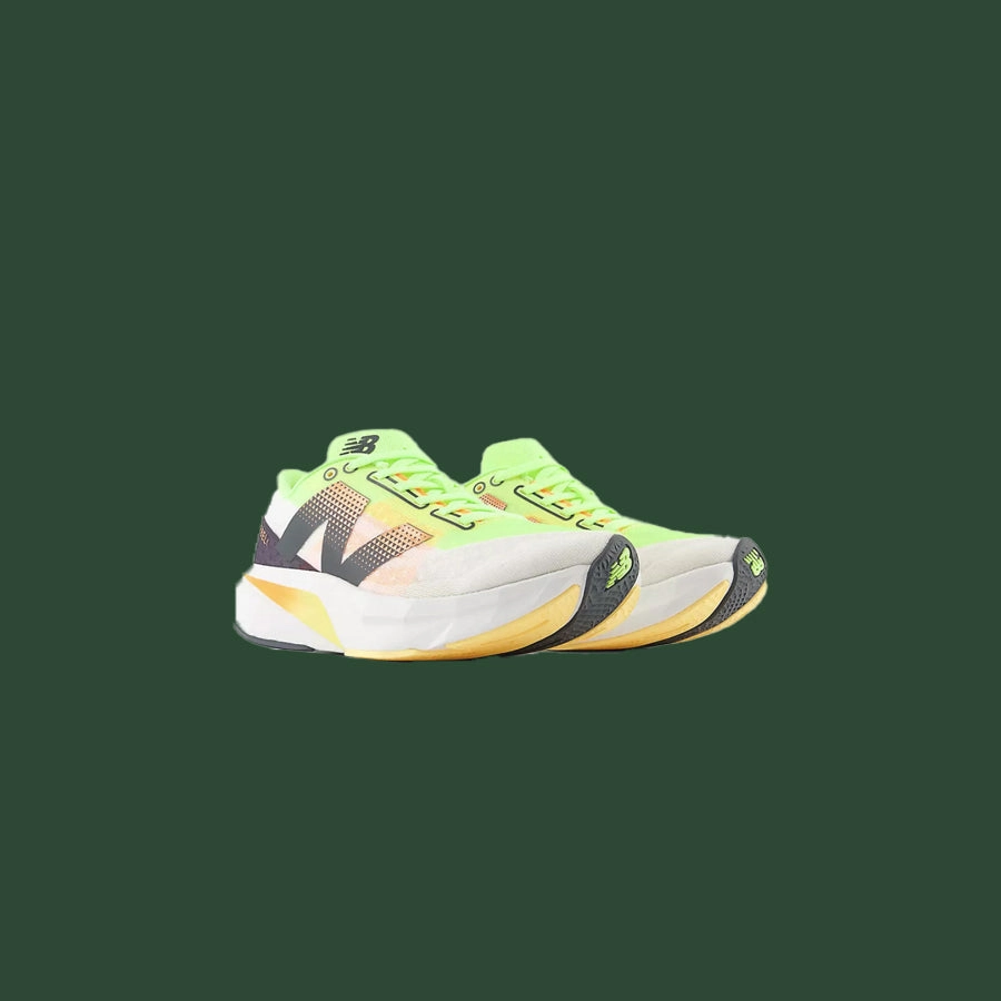 Women's New Balance FuelCell Rebel v4